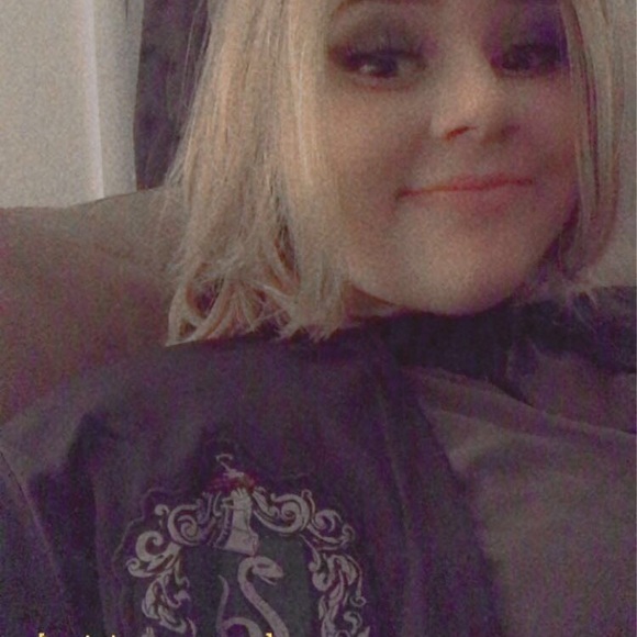 Meet your Posher, Bailey - Picture 1 of 1